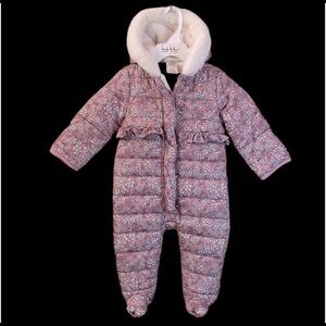 NWT Nicole Miller Snow Suit
Puffer One Piece Faux Fur Hood
Rose White 6-9 Months